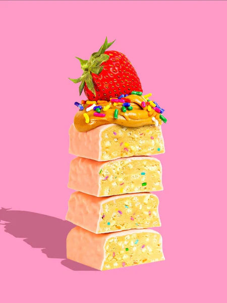 Load image into Gallery viewer, Box of Anabar Protein Bar (Frosted Strawberry Cupcake)
